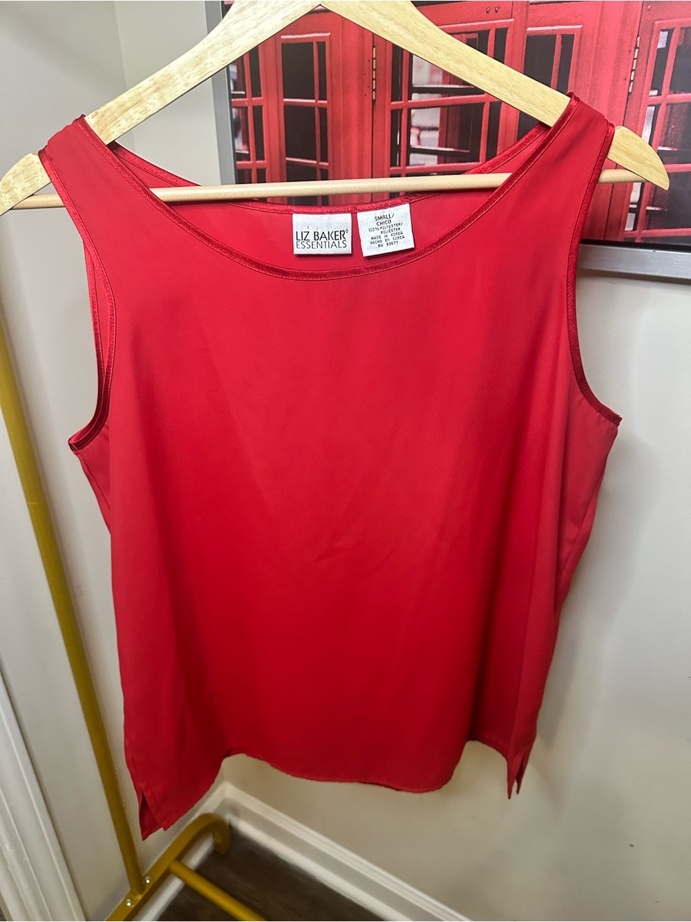 Vintage Dainty Women’s Red Satin Sleeveless Tank Top